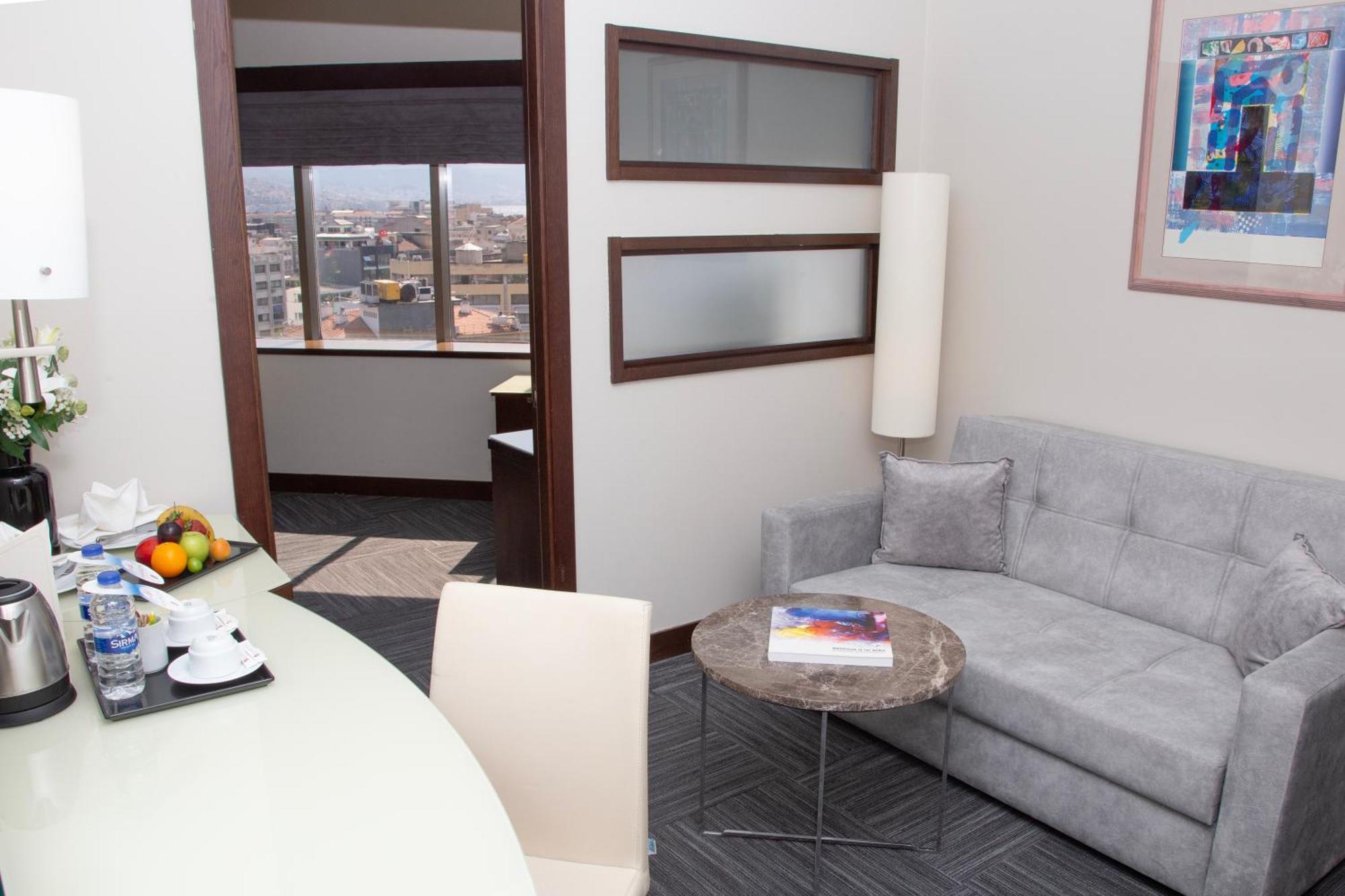 Kaya Prestige Hotel Izmir Eksteriør billede