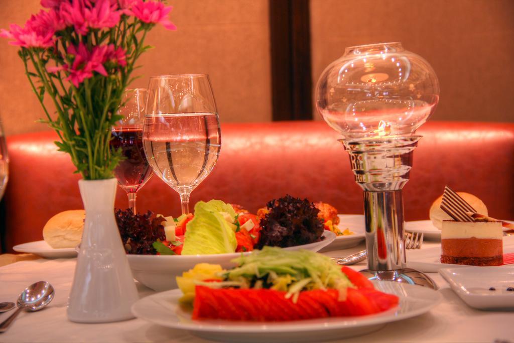 Kaya Prestige Hotel Izmir Eksteriør billede